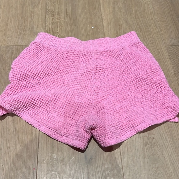 DONNI. Pink Waffle Henley Shorts - Picture 3 of 4